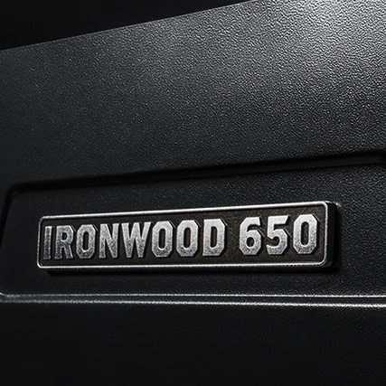 Traeger Pelletgrill  Ironwood 650 inkl.Pellets