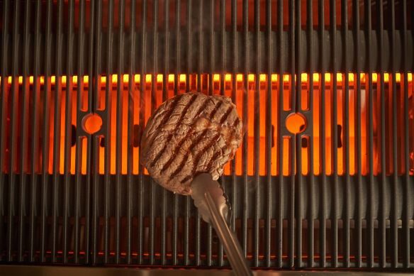 Crossray+ Gasgrill C4 mit Untergestell Black