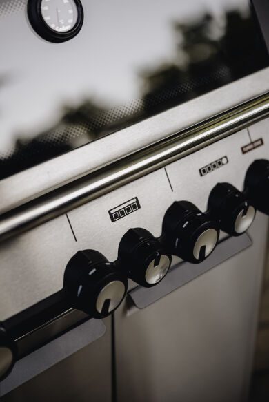 Enders Gasgrill Monroe Pro 4 SIKR Turbo Edelstahl Mod.2026