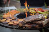 Moesta Feuerplattengrill  Bandit 2.0 FirePlace inkl. 2 x Ablagebretter grau/-oben + Sizzle Rost & Burgerpresse