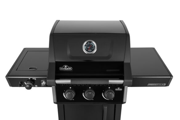 Napoleon Gasgrill Freestyle PRO 365, Schwarz - mit Sizzle Zone - Modell 2026