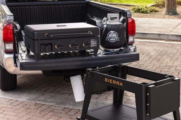 Pit Boss Onyx Gas Plancha /- Griddle 3 Sierra Black inkl. Abdeckhaube