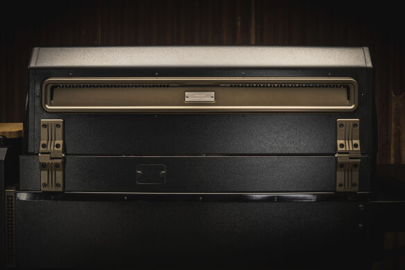 Traeger Pelletgrill Timberline XL inkl. Abdeckhaube & Frontablage + 2x 9 kg Pellets 