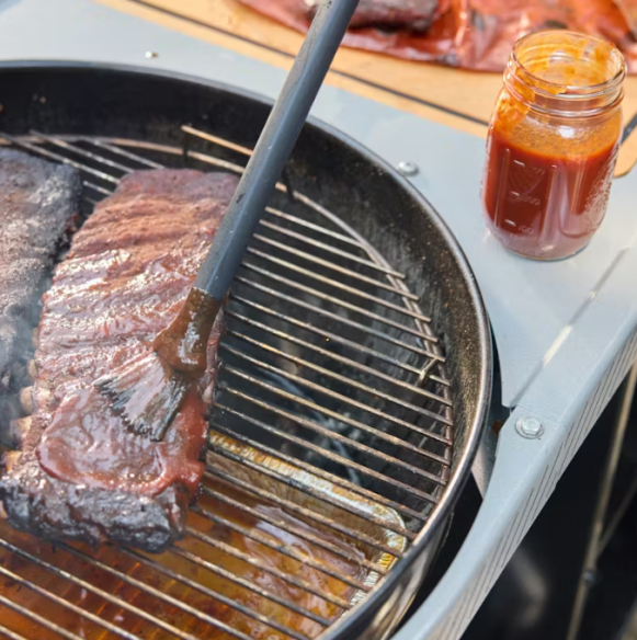 Weber Holzkohlegrill Performer Premium  Ø 57cm Mod. 2026 inkl. Weber BBQ Buch